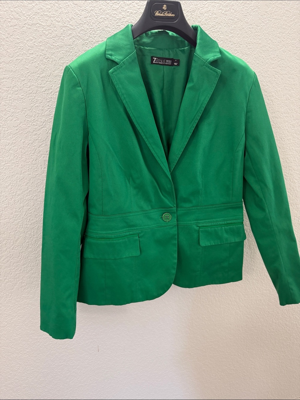 Kelly Green Blazer Size 8 Fitted Waist Blazer